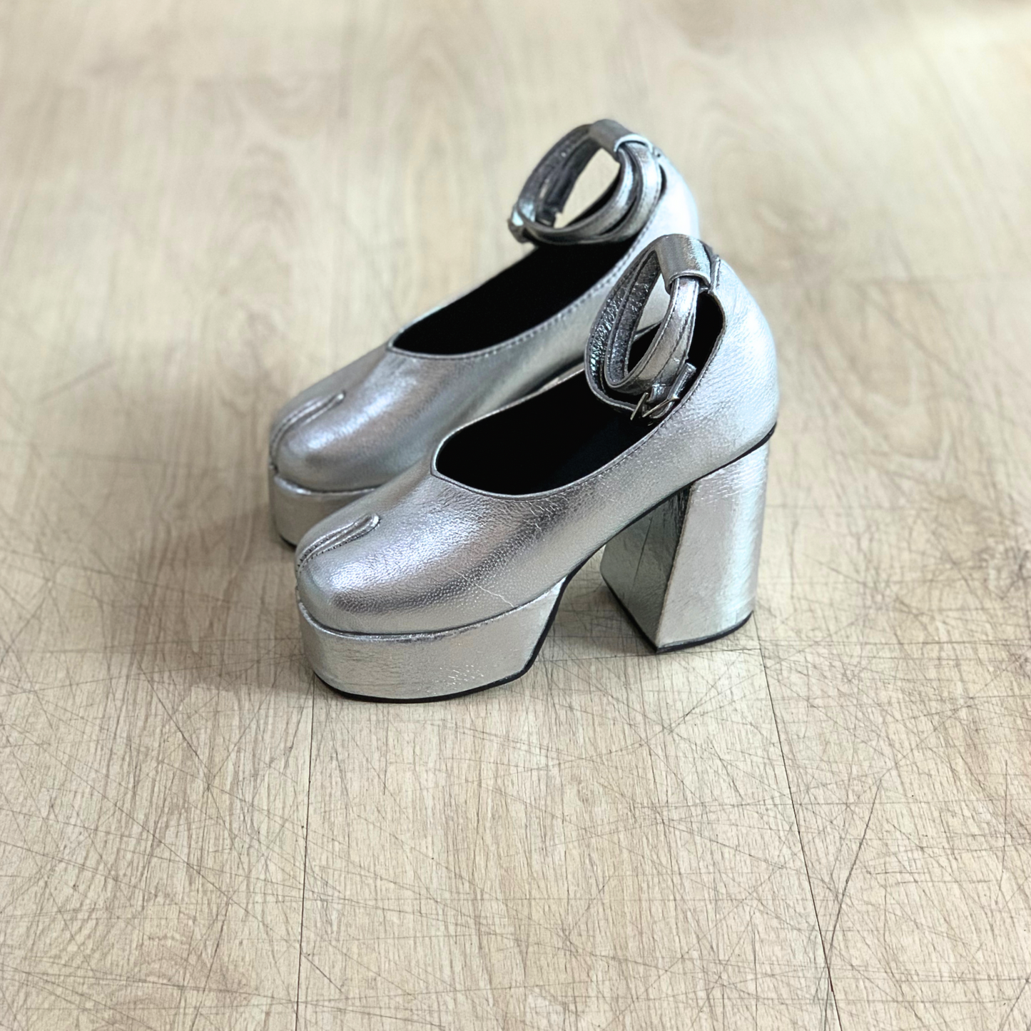 Kimi Tabi Heels (Genuine Leather)