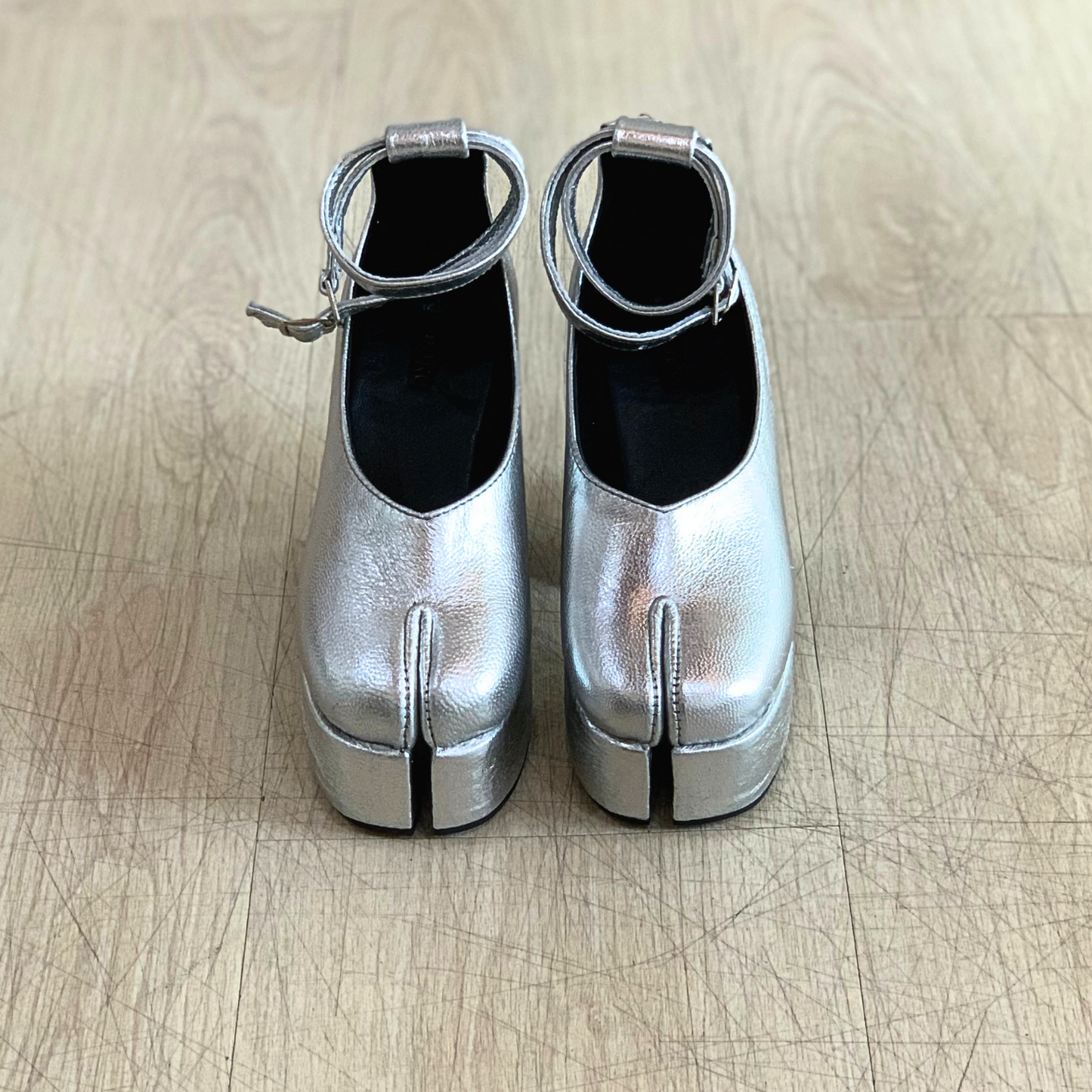 Kimi Tabi Heels (Genuine Leather)