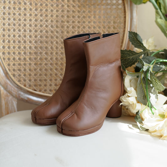 Rein Tabi Boots (Genuine Leather)