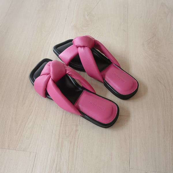 Emel Sandals