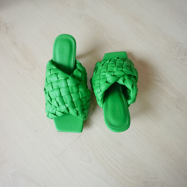 Naida Slippers Type II Heels