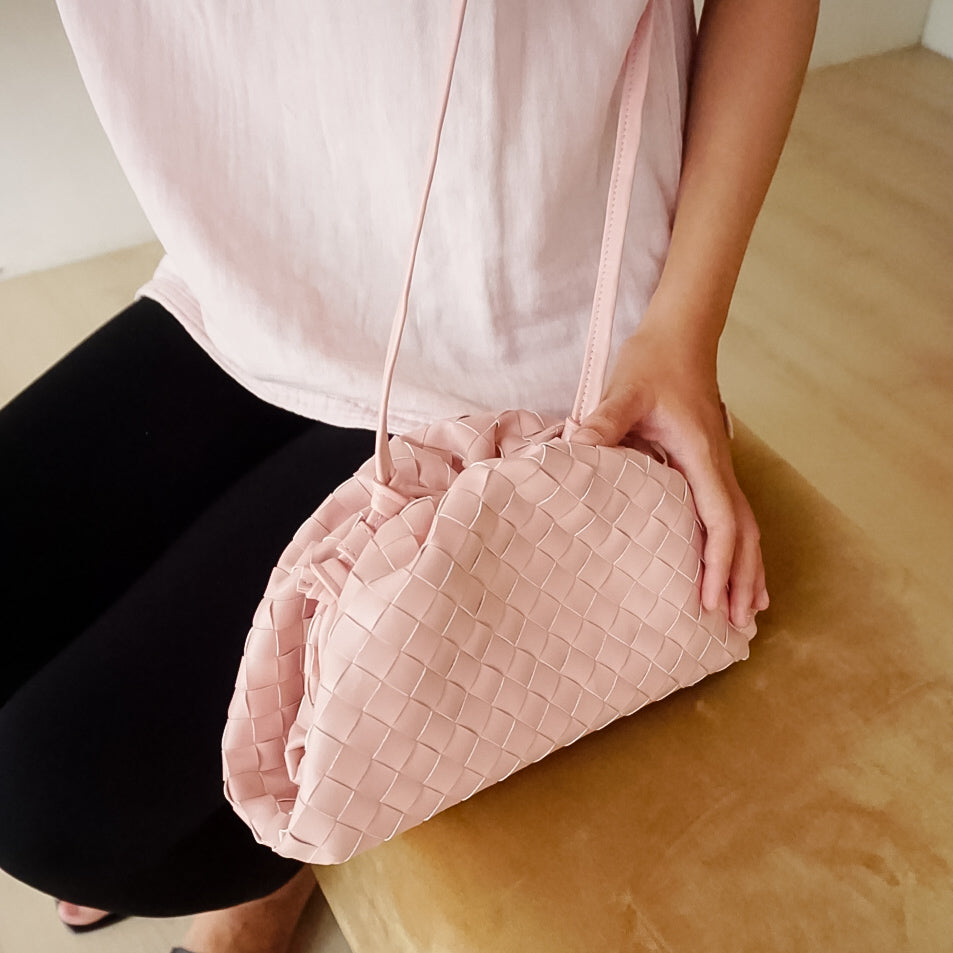 Jona Shoulder Bag