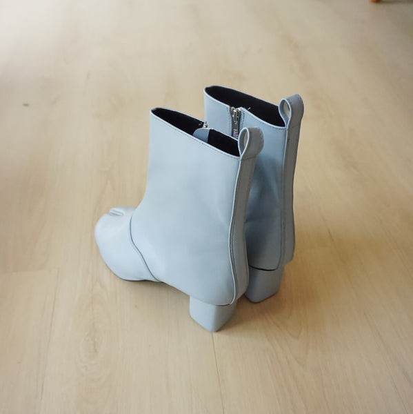 Junko Long Tabi Boots