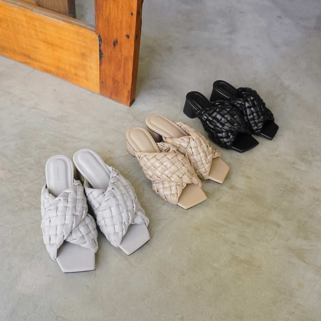 Naida Slippers Type II (Block Heels)