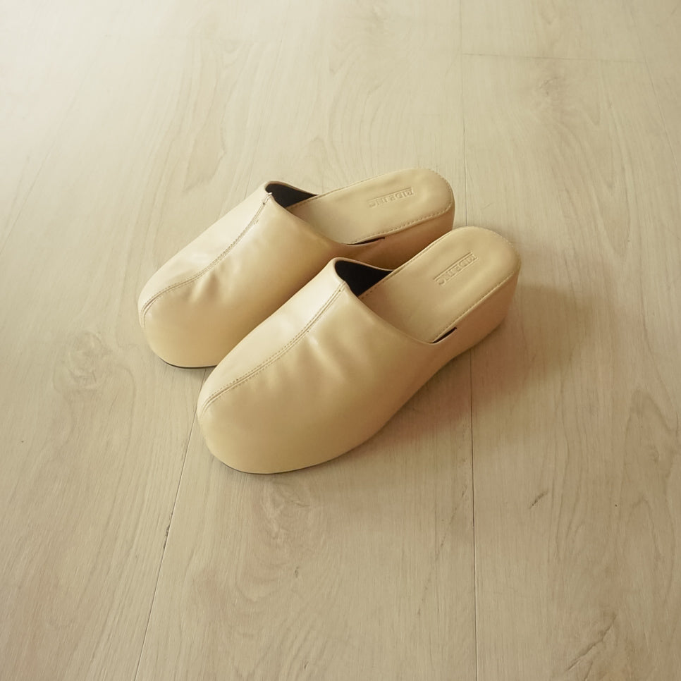 Sada Clogs