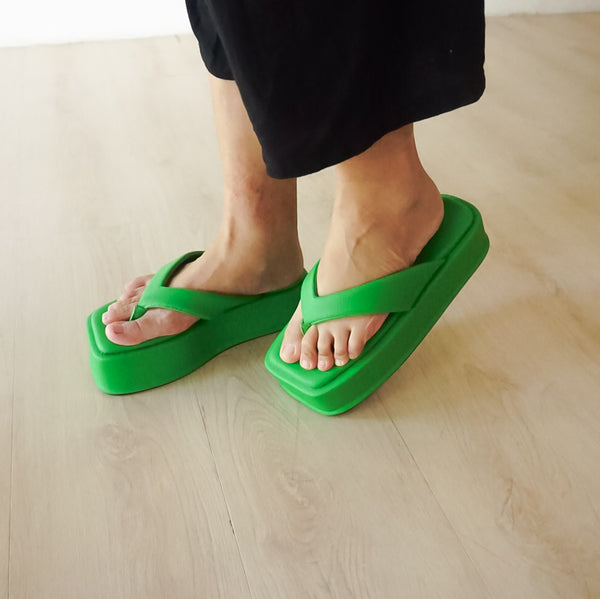 Huri Platform Sandals