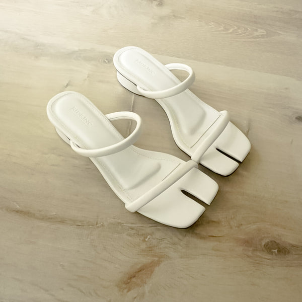 Alara Sandals