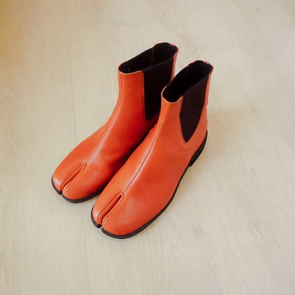Chelsea Tabi Boots