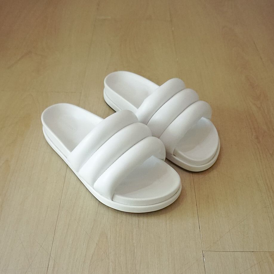 Kyo Sandals