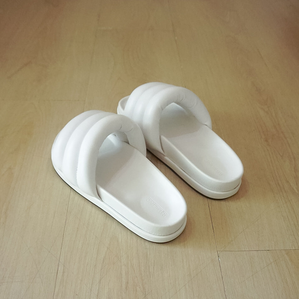 Kyo Sandals